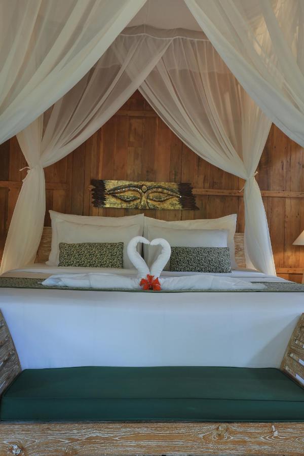 Maha Shanti Ubud Villa Brand New 4 Bedrooms Wooden Villa Exteriör bild